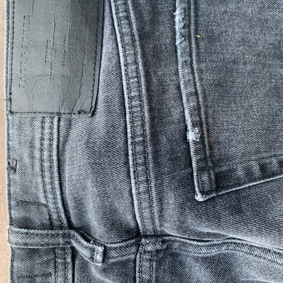 Dark Wash Distressed Denim - Picture 4 of 5